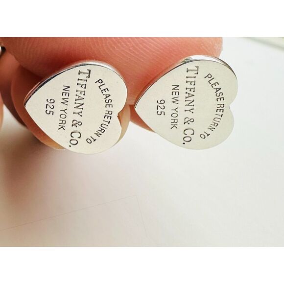 RARE MEDIUM Return to Tiffany Heart Earrings, Silver - Picture 8 of 16